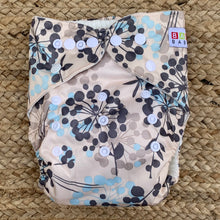 Load image into Gallery viewer, Bamboo Cloth Nappy Floral